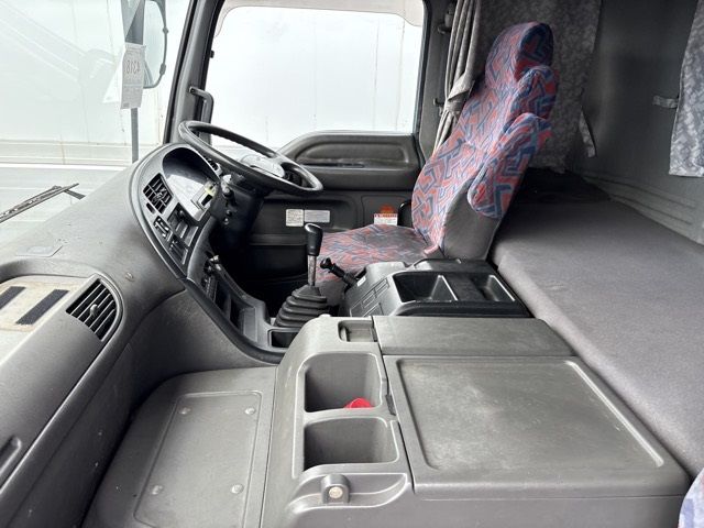 2006 Isuzu Giga ヒラ.クレーン3ダン auction photo 5