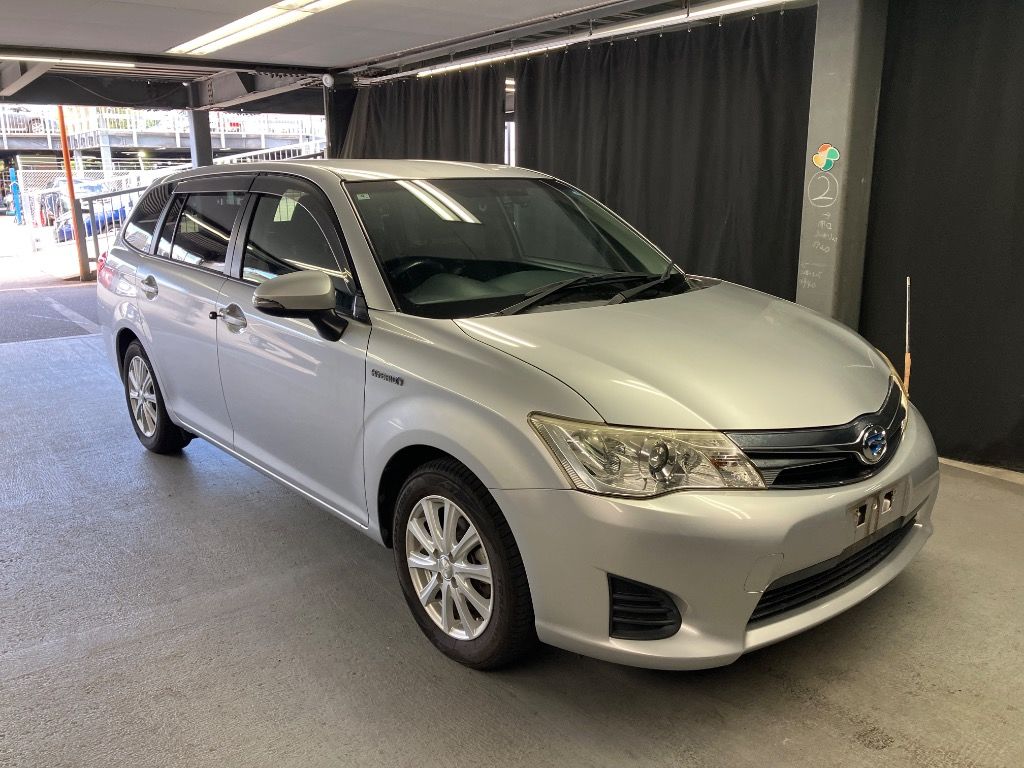 Japan Auction Vehicles 7 2014 Toyota Corolla Fielder ハイブリッドG auction photo