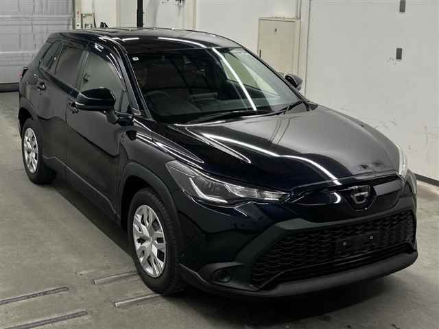 2023 Toyota Corolla Cross G Japan auction vehicle