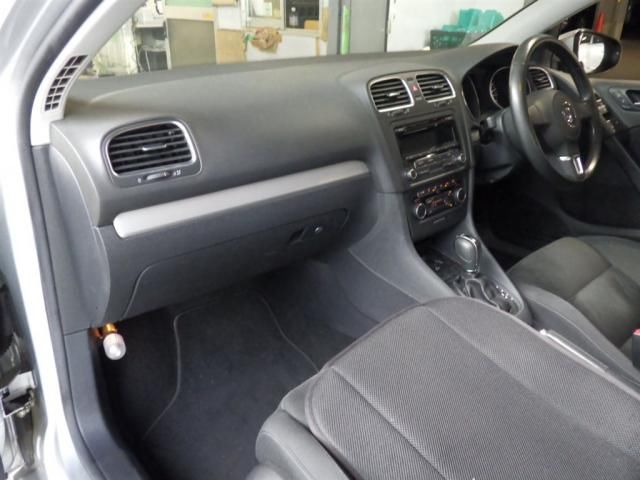 2012 Volkswagen VW ゴルフ 5D Comfortline Premium Edition auction photo 2