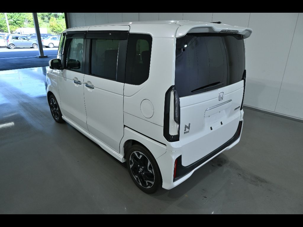 2023 Honda N-BOX Custom Turbo auction photo 5