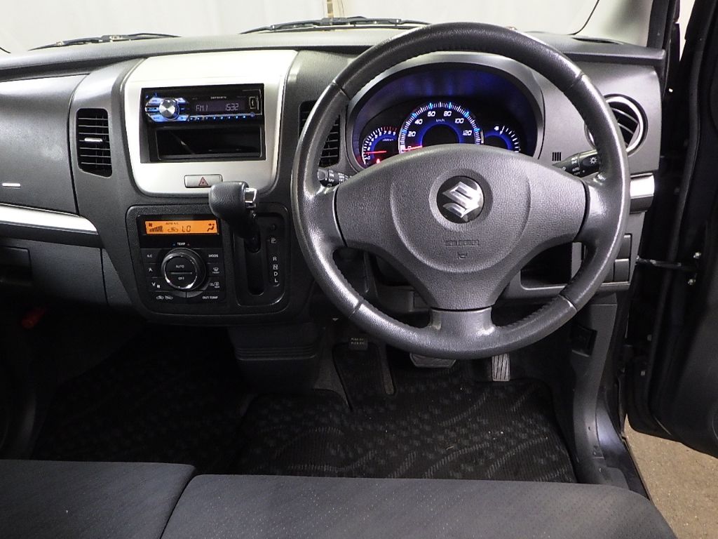 2011 Suzuki Wagon R 4WD LTD auction photo 3