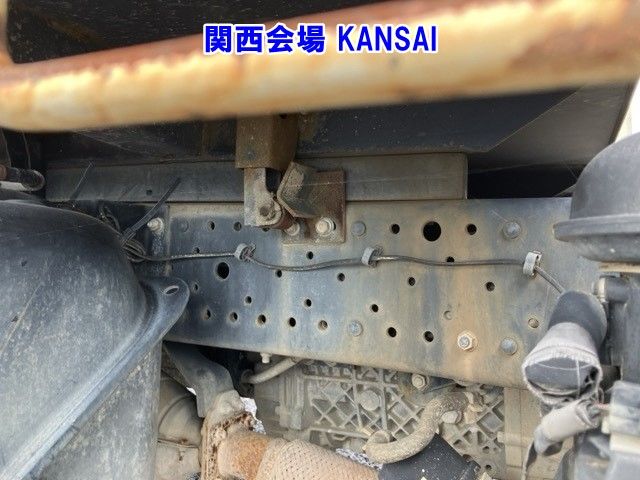 2013 Isuzu Elf dump auction photo 11