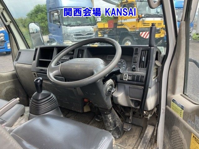 2013 Isuzu Elf dump auction photo 4