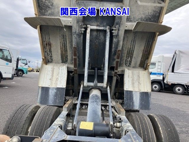 2013 Isuzu Elf dump auction photo 19