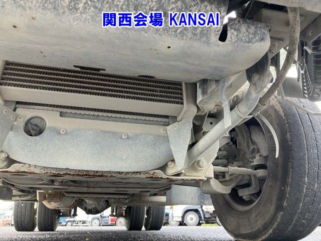 2013 Isuzu Elf dump auction photo 16