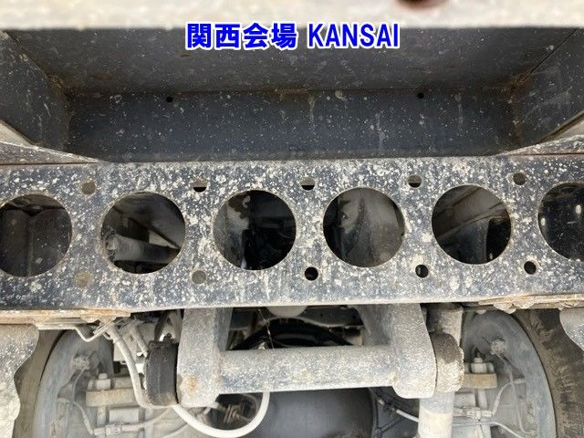 2013 Isuzu Elf dump auction photo 12