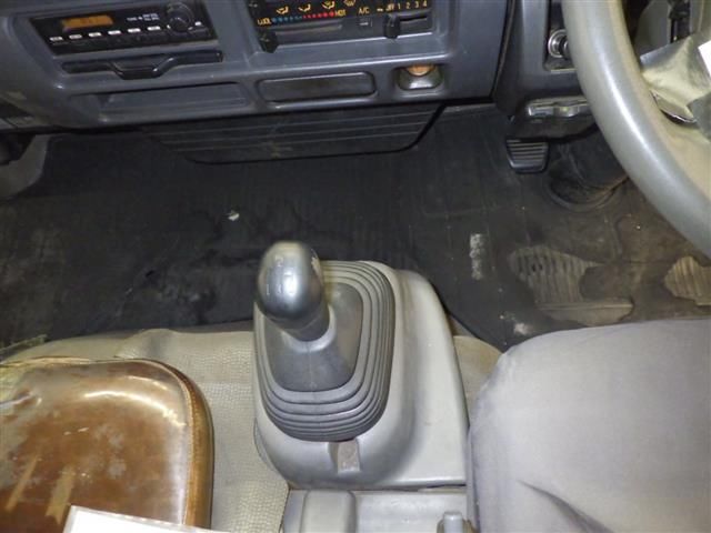 2005 Isuzu Elf ダブルキャブ auction photo 7