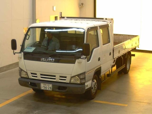 2005 Isuzu Elf ダブルキャブ Japan auction vehicle