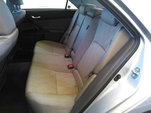 2010 Toyota Mark X 250G Four auction photo 9
