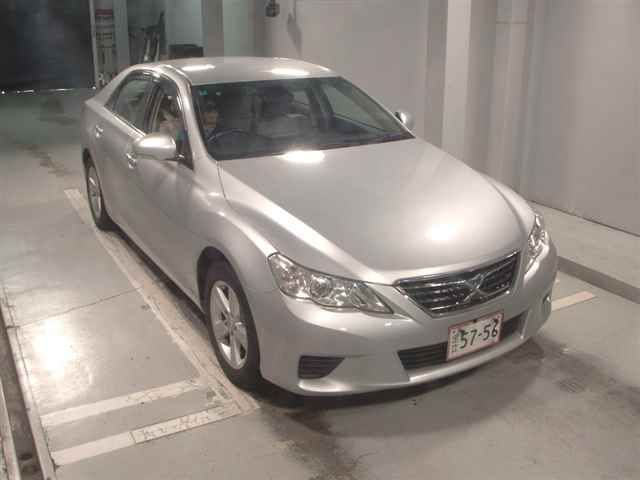 Japan Auction Vehicles 11 2010 Toyota Mark X 250G Four auction photo