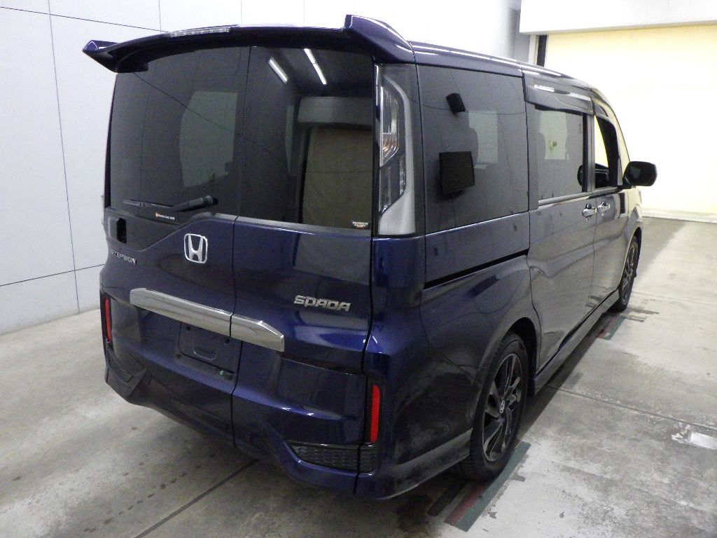 2021 Honda Stepwgn Cool Spirit Honda Sensing (7 seats) auction photo 2