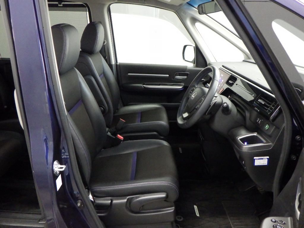 2021 Honda Stepwgn Cool Spirit Honda Sensing (7 seats) auction photo 6