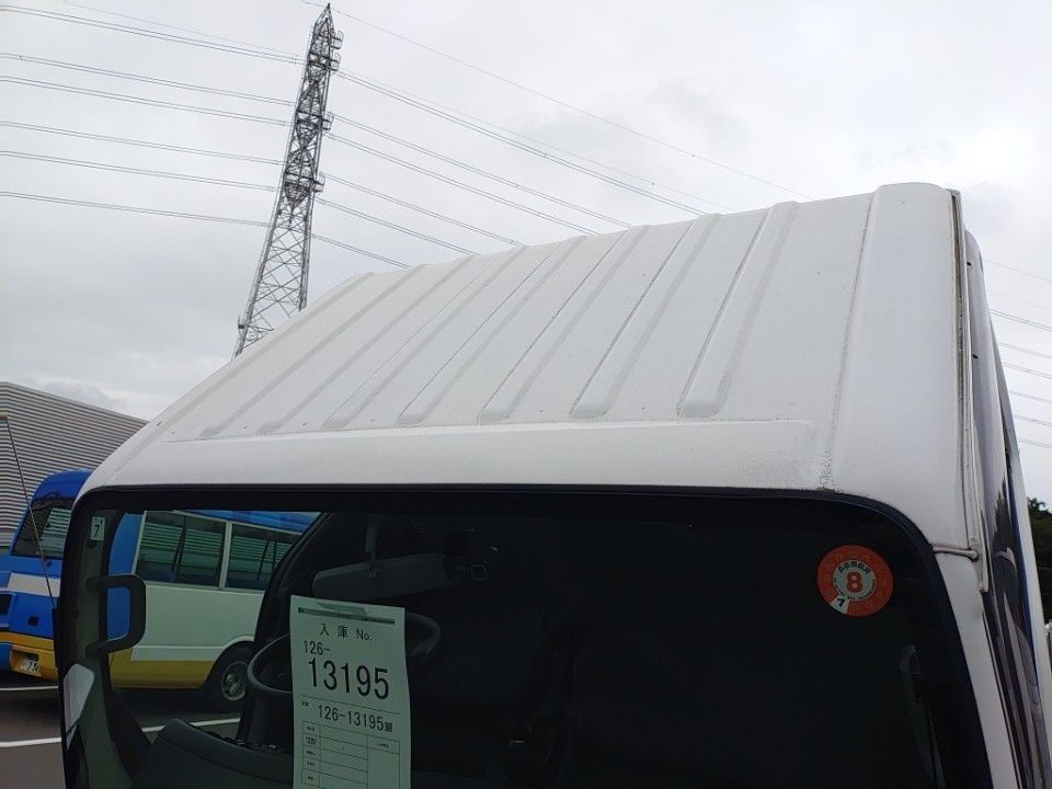2020 Isuzu Elf auction photo 7