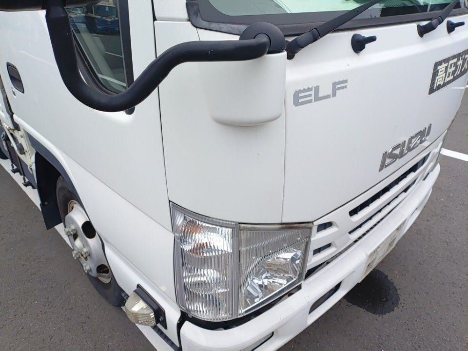 2020 Isuzu Elf auction photo 21