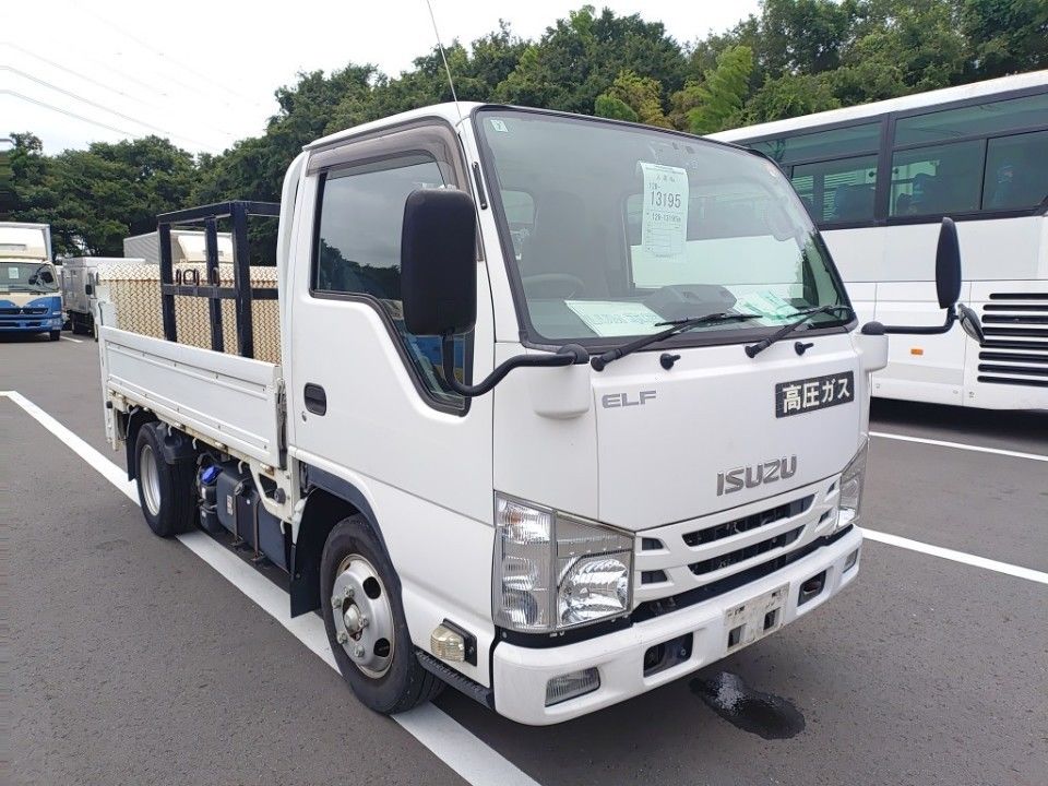 2020 Isuzu Elf auction photo 4