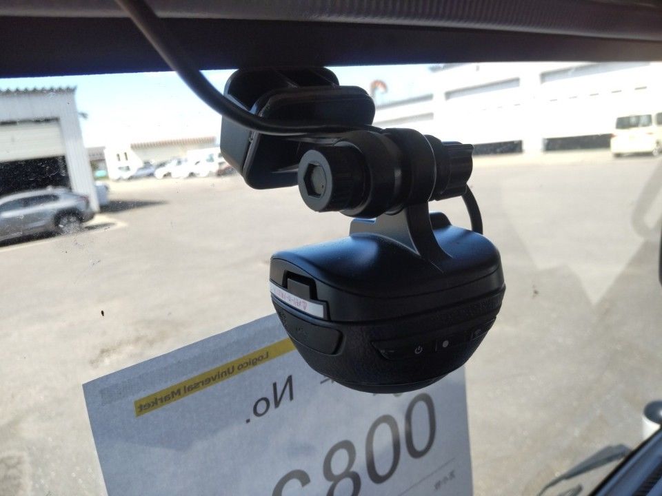 2018 Isuzu Elf auction photo 17