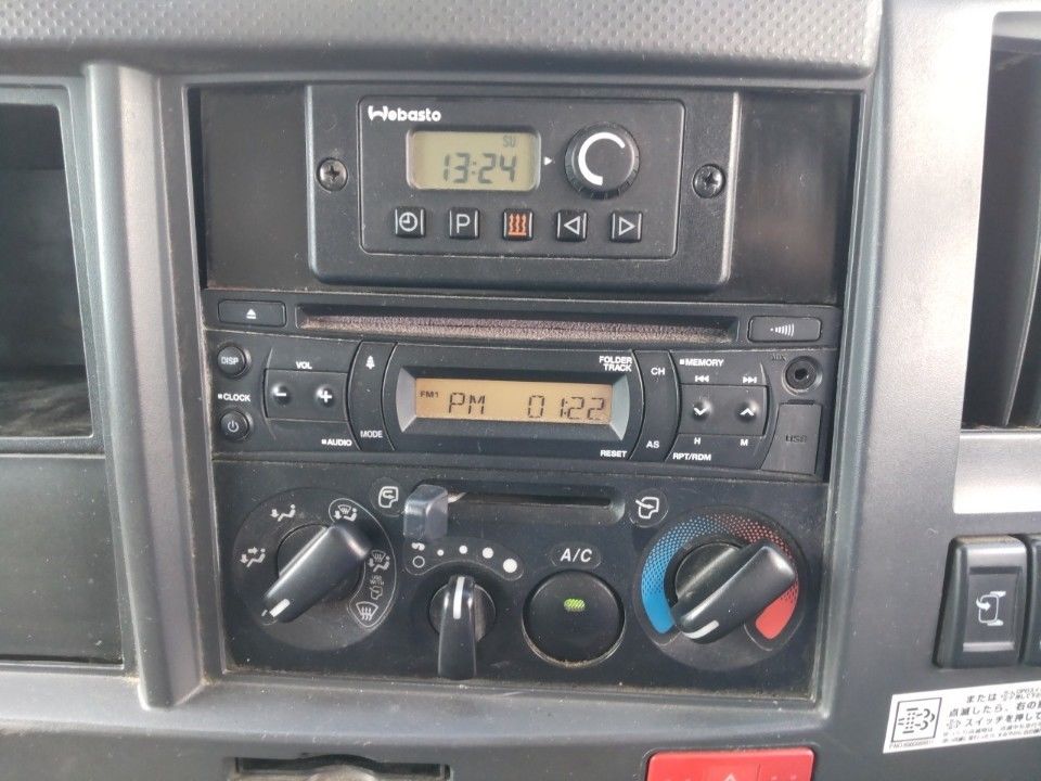 2018 Isuzu Elf auction photo 11