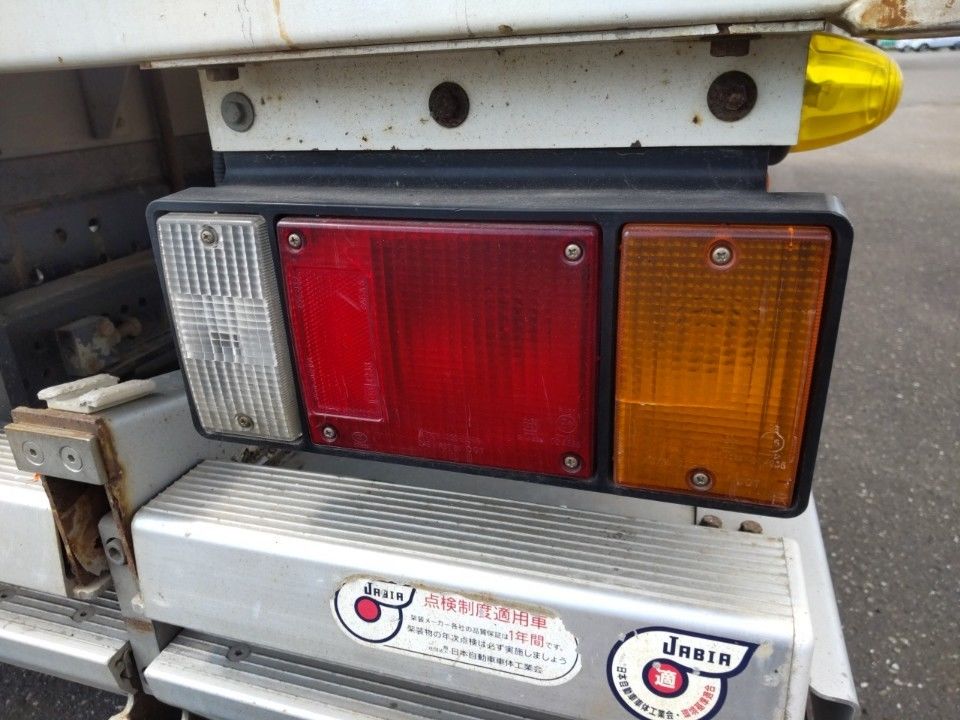 2018 Isuzu Elf auction photo 22