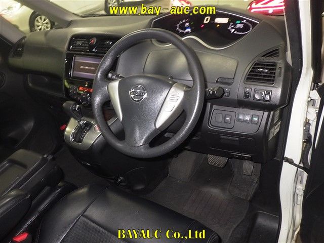 2014 Nissan Serena 20X ハイブリッド auction photo 3