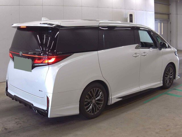 2025 Toyota Vellfire Z Premier auction photo 5