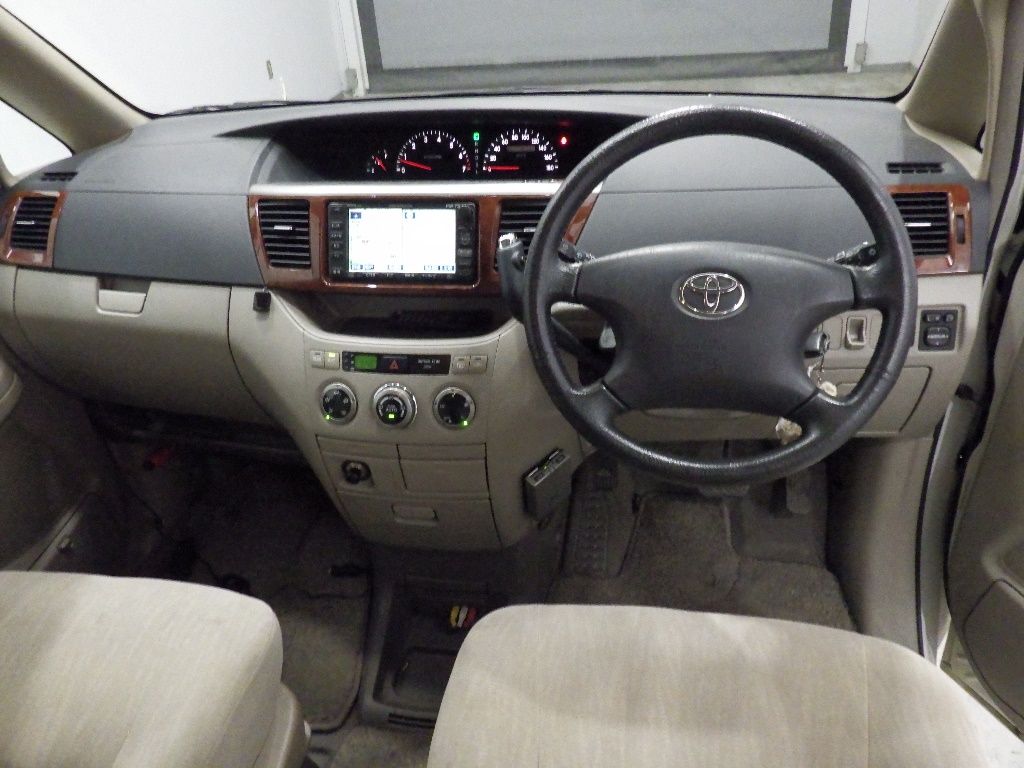 2003 Toyota Noah X Elceo Edition auction photo 3