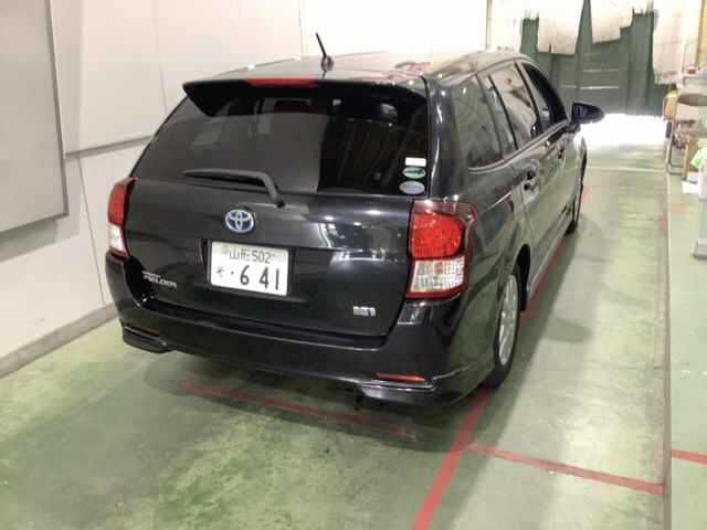 2014 Toyota Corolla Fielder ハイブリッドGエアロツアラー auction photo 2