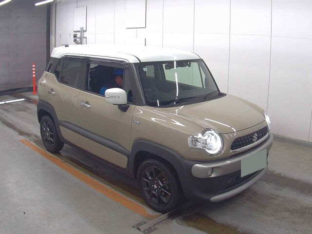 2021 Suzuki Xbee ハイブリッドMZ Japan auction vehicle