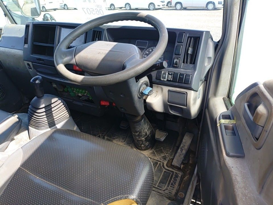 2010 Mazda タイタン auction photo 3