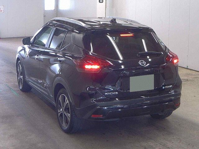 2021 Nissan Kicks X auction photo 2