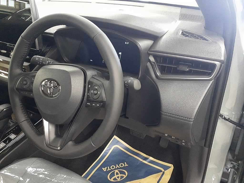 2026 Toyota Corolla Cross ハイブリッド Z アドベンチャー auction photo 9