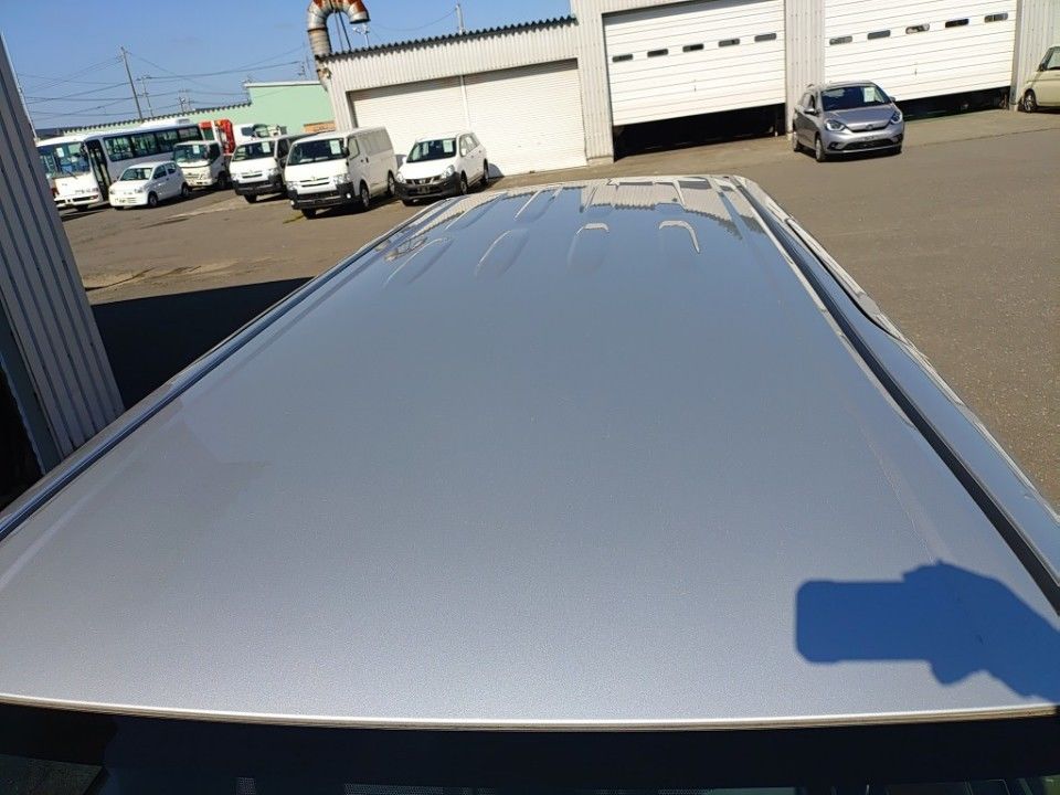 2017 Toyota Noah auction photo 7
