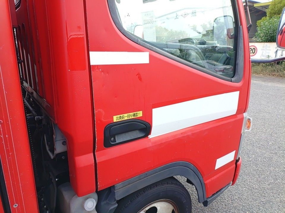 2010 Mitsubishi Fuso Canter auction photo 23