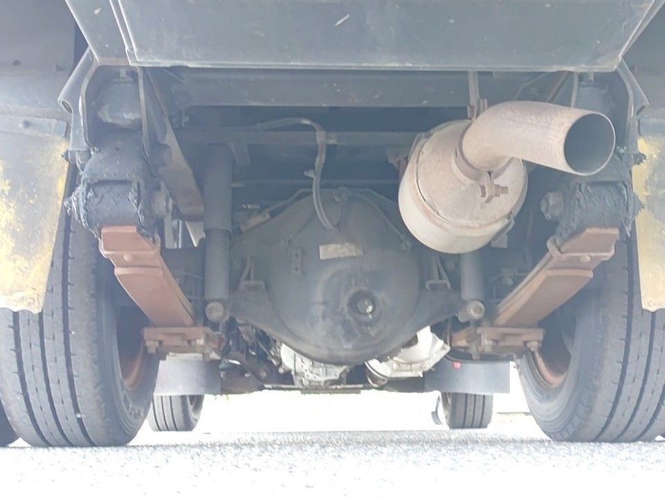 2010 Mitsubishi Fuso Canter auction photo 19