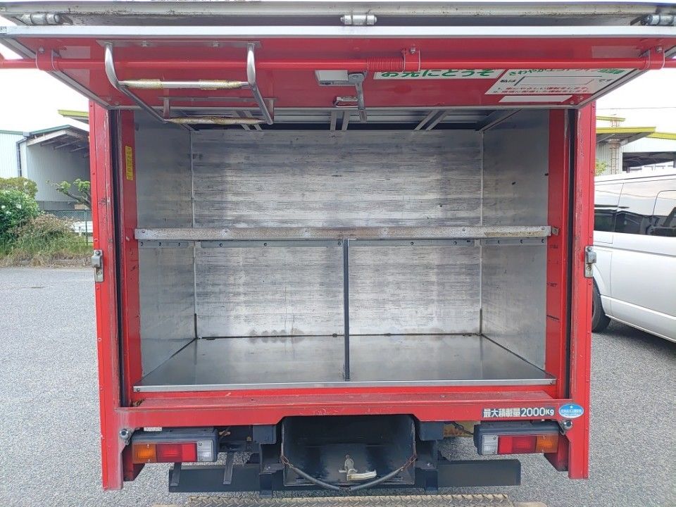 2010 Mitsubishi Fuso Canter auction photo 8