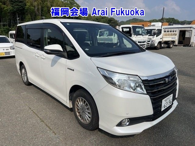 2017 Toyota Noah ワゴン X Japan auction vehicle