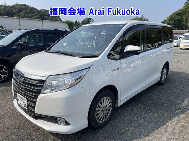 2017 Toyota Noah ワゴン X auction photo 10