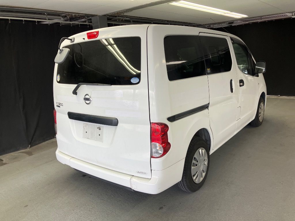 2016 Nissan NV200 Vanette 車いす移動車 auction photo 4