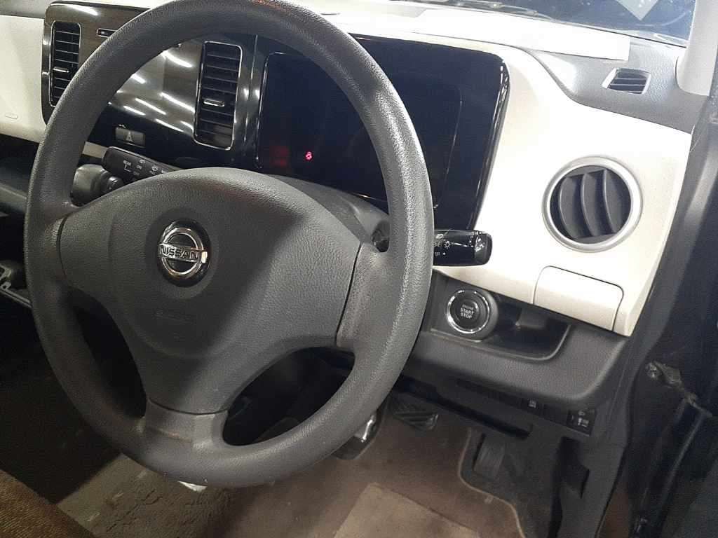2015 Nissan モコ S auction photo 9