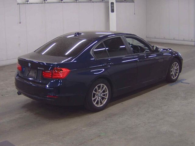 2013 BMW 3 Series 320I auction photo 5