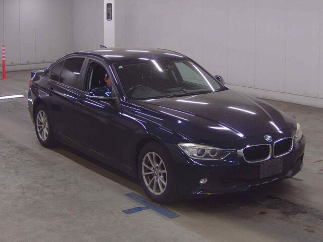 2013 BMW 3 Series 320I Japan auction vehicle