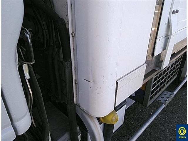 2015 Isuzu Elf Reizoureitousha auction photo 14