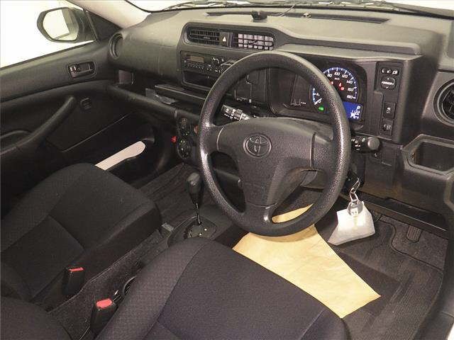 2023 Toyota Probox ハイブリッドGL トヨタセーフテ auction photo 3