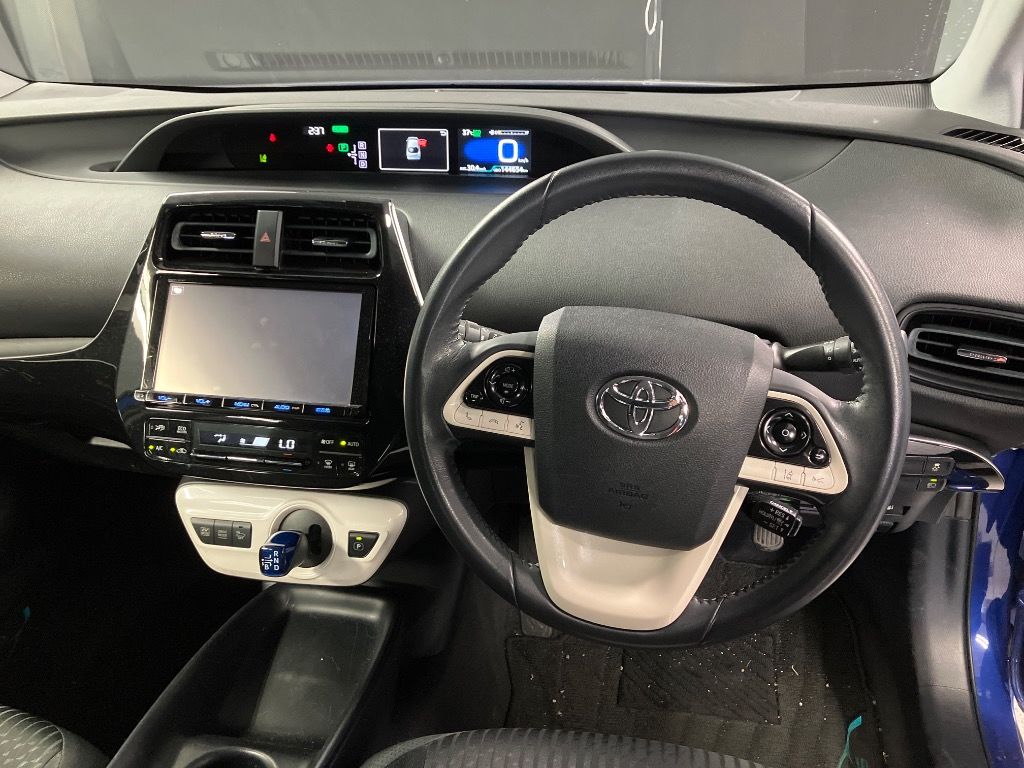 2016 Toyota Prius S auction photo 3
