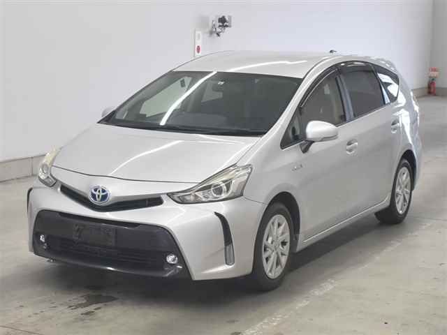 2015 Toyota Prius Alpha G auction photo 4