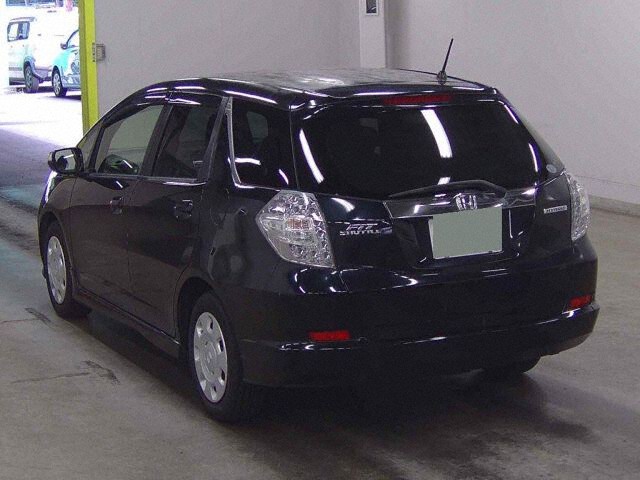 2012 Honda Fit Shuttle hybrid auction photo 2