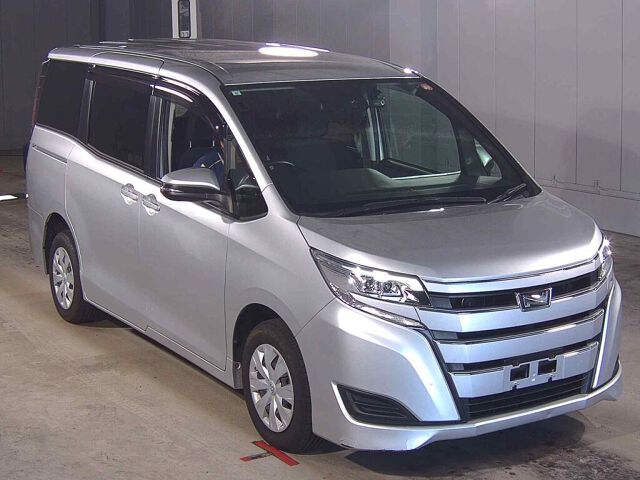 2021 Toyota Noah X 4WD Japan auction vehicle