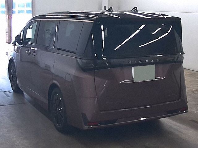 2026 Nissan Elgrand G E4ORCE 4WD auction photo 2