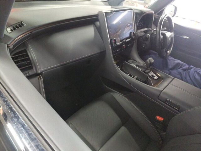 2023 Toyota Alphard Z auction photo 3