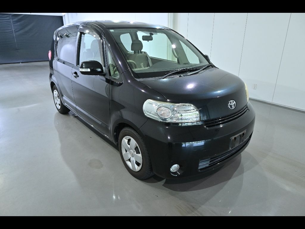 2011 Toyota Porte 130i C Package HID Selection Japan auction vehicle